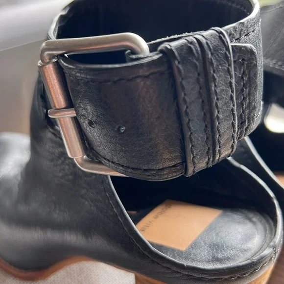 Dolce Vita Black Buckle Booties - Picture 4 of 7